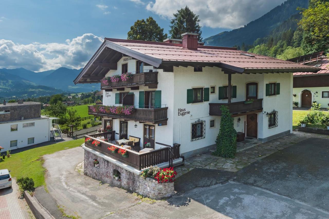 Fruehstueckspension & Appartements Eugenie Кицбюэль Экстерьер фото